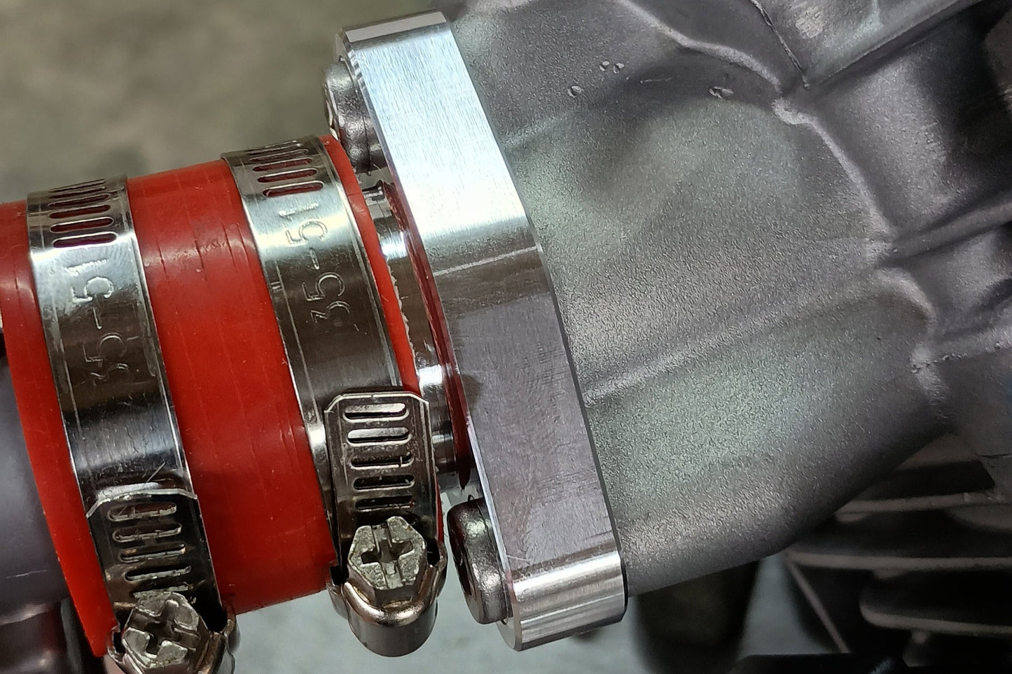 Predator 301 Hemi - Intake Adapter for PWK